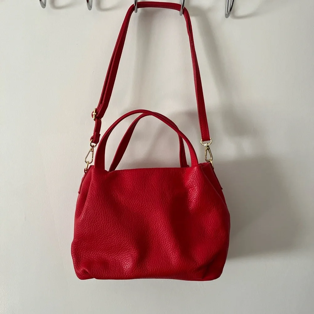 Claudia Firenze Red Leather Crossbody/Shoulder Bag - Picture 2 of 6